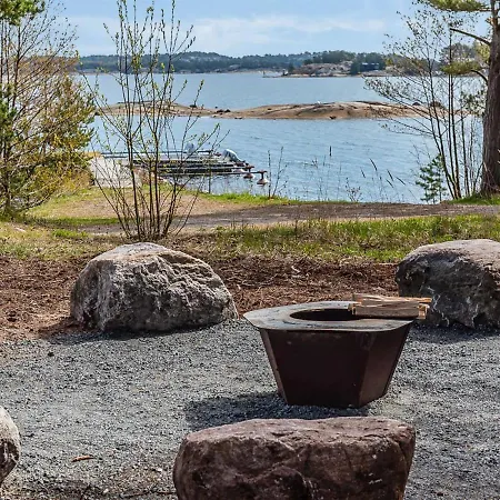 Marina B 16 By Interhome